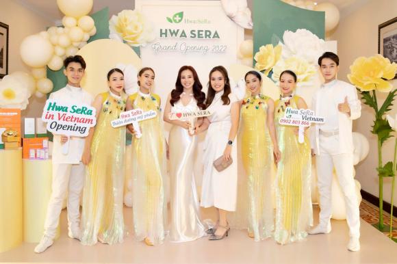 292300651_746327189944847_6535560227882266648_n-ngoisaovn-w2048-h1364 10 Vân Hugo, Vy Oanh, Trịnh Kim Chi, sao Việt