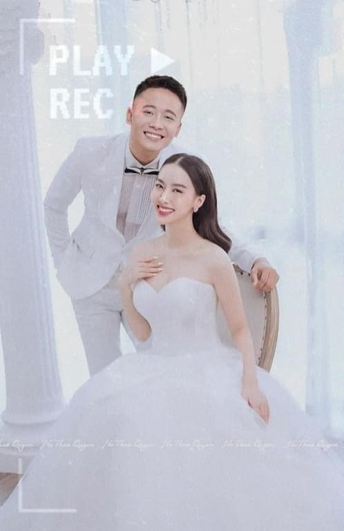 Hot rần rần khung ảnh cưới cực tình tứ giữa Quang Linh Vlogs và Thùy Tiên, độ đẹp đôi phải nói là miễn bàn cãi