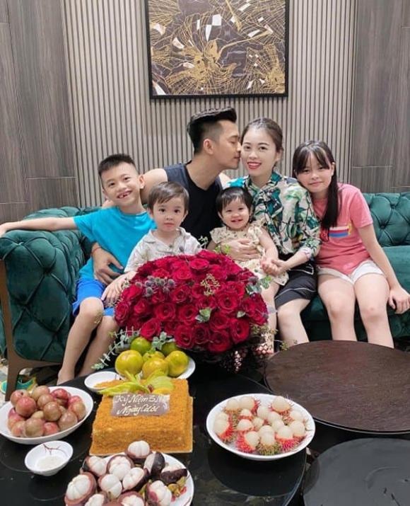 Hằng Túi, hot mom Hằng Túi, hot mom