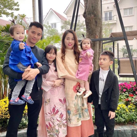 Hằng Túi, hot mom Hằng Túi, hot mom