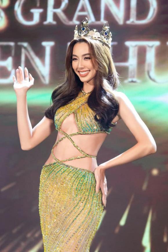 hoa hậu Thùy Tiên, sao Việt