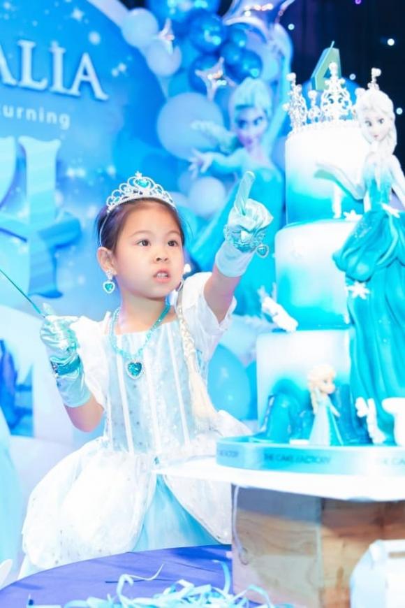 ca sĩ Thanh Thảo, sao Việt, con gái Thanh Thảo