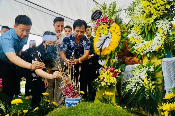Quang Tèo, Giang Còi, tang lễ Giang Còi