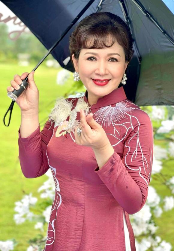 nghệ sĩ Minh Hòa, diễn viên Minh Hòa, sao Việt