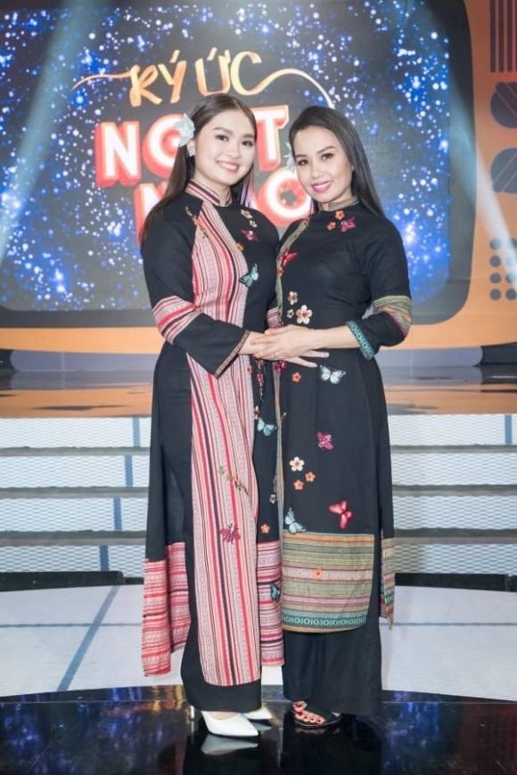 ca sĩ Thiện Nhân, ca sĩ Cẩm Ly, sao Việt