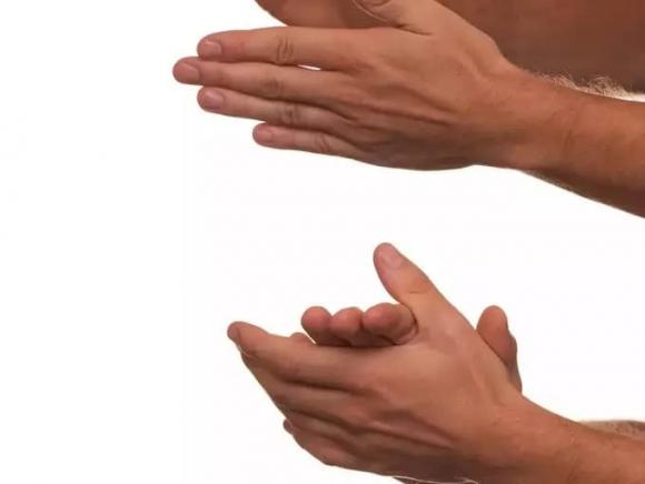 hài lòng người khác, dấu hiếu cố gắng làm hài lòng người khác, làm hài lòng người khác