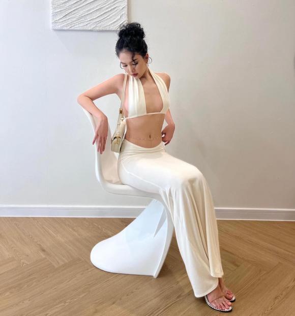 Ngọc Trinh, Ngọc Trinh tắm bồn, sao việt  