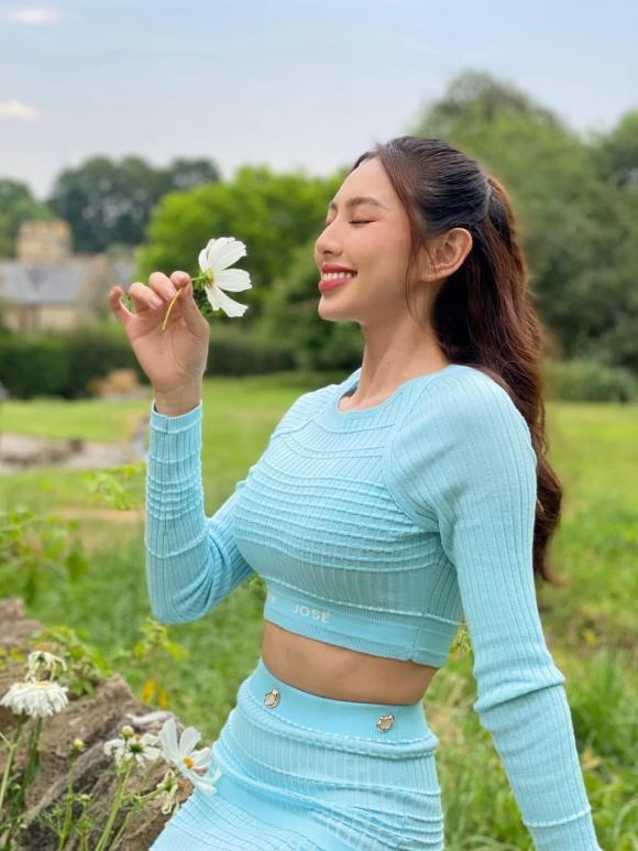 thùy tiên, sao việt, hoa hậu thùy tiên 