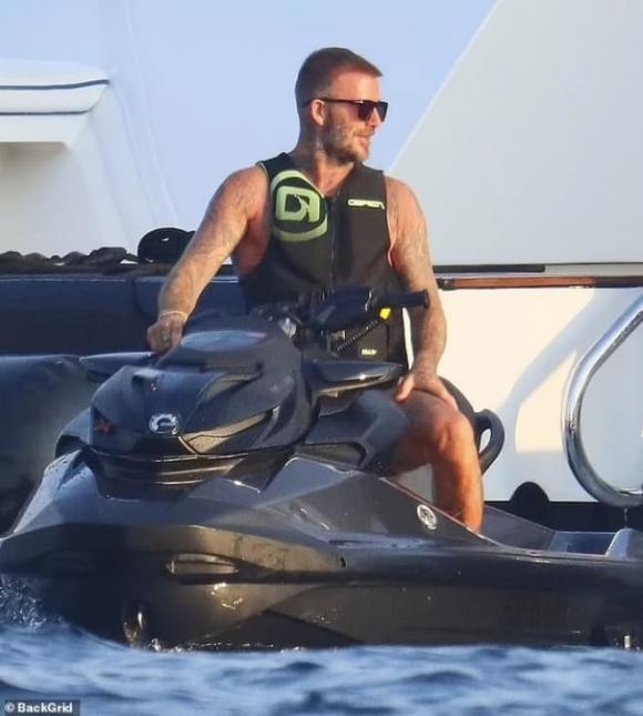 David Beckham, Cruz, sao Hollywood