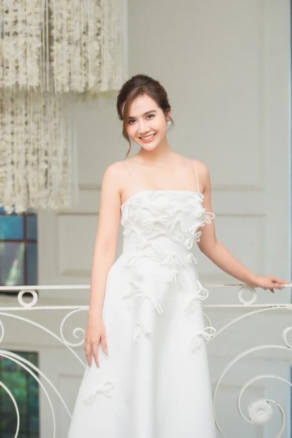 Huyền lizzie,thương ngày nắng về,sao việt