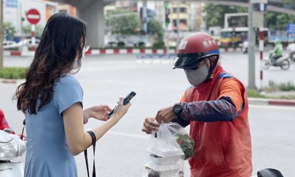 chuyện tình yêu, mua hàng online, lấy shipper làm chồng