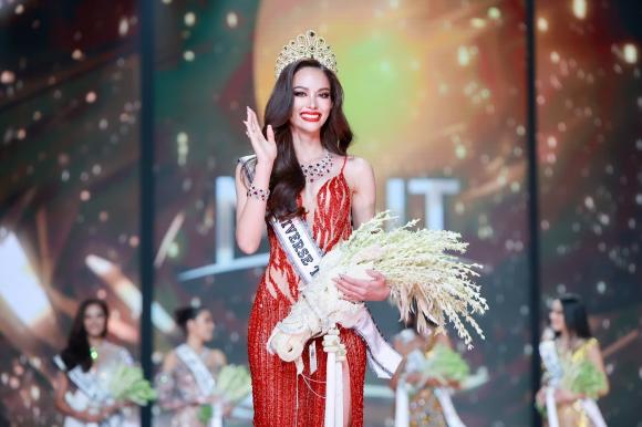 Hoa hậu Hoàn vũ Thái Lan 2022, Anna Sueangam-iam, hoa hậu thái lan