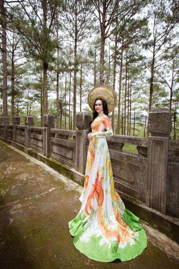 hoa-hau-ly-kim-ngan-38 (1).jpg 2 Hoa hậu Lý Kim Ngân, NTK Tommy Nguyễn