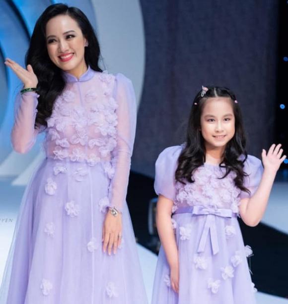 Mc hoài anh,btv thời sự 19h,hoài anh dạy con