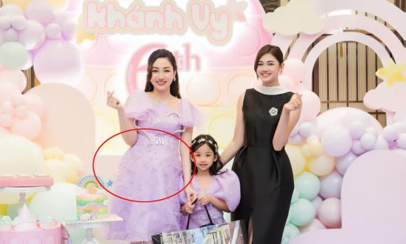 Ngô Trà My, Á hậu Ngô Trà My sinh con, con Ngô Trà My