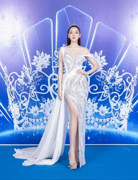 Miss World Vietnam, sao Việt, hoa hậu Lương Thùy Linh, sao Việt
