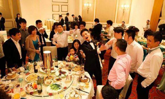 cuộc sống quanh ta, kiến thức trên bàn rượu, quy tắc trên bàn rượu