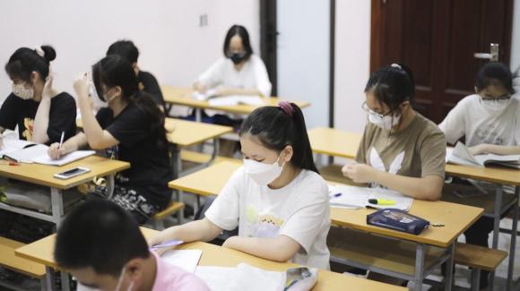 Trần Quang Bảo, thầy giáo dạy toán, giới trẻ