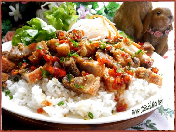 thịt heo chiên sốt mắm ớt, công thức thịt heo chiên sốt mắm ớt, món ngon từ thịt heo