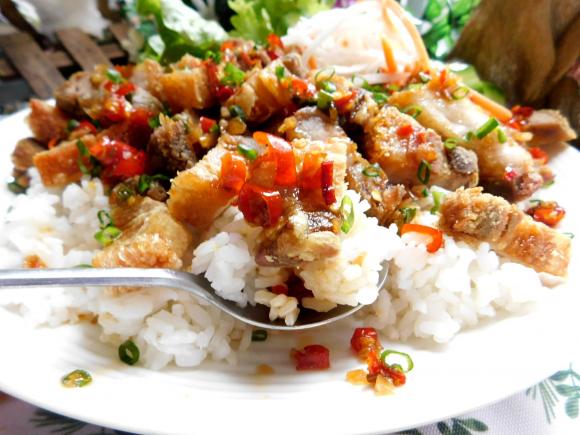 thịt heo chiên sốt mắm ớt, công thức thịt heo chiên sốt mắm ớt, món ngon từ thịt heo