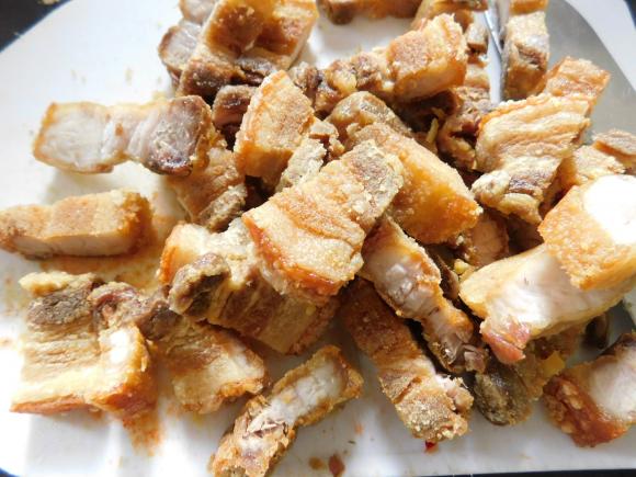 thịt heo chiên sốt mắm ớt, công thức thịt heo chiên sốt mắm ớt, món ngon từ thịt heo