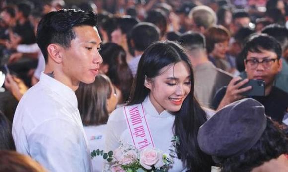  Đoàn Văn Hậu, Doãn Hải My, giới trẻ 