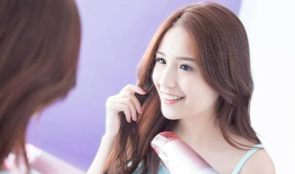 phụ nữ trung niên, tiền mãn kinh, sức khoẻ phụ nữ
