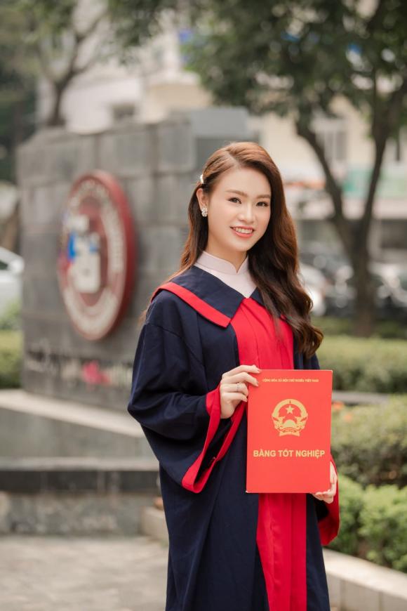 Phùng Bảo Ngọc Vân, Hoa hậu việt nam 2016, người đẹp truyền thông