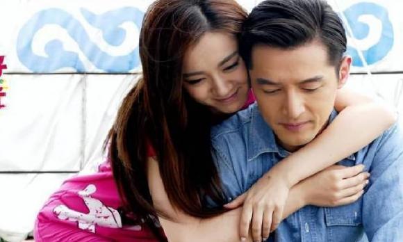 Vương Hiểu Thần, Trương Gia Dịch, Hồ Ca, sao Hoa ngữ
