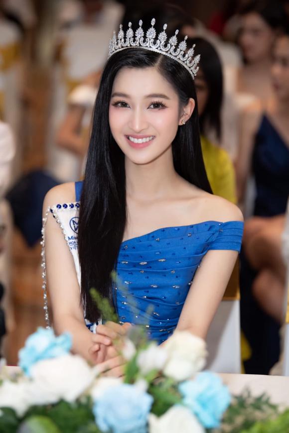 Á hậu Phương Nhi, mẹ Á hậu Phương Nhi, sao Việt