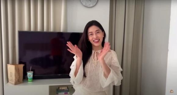 á hậu Phương Nga, sao Việt