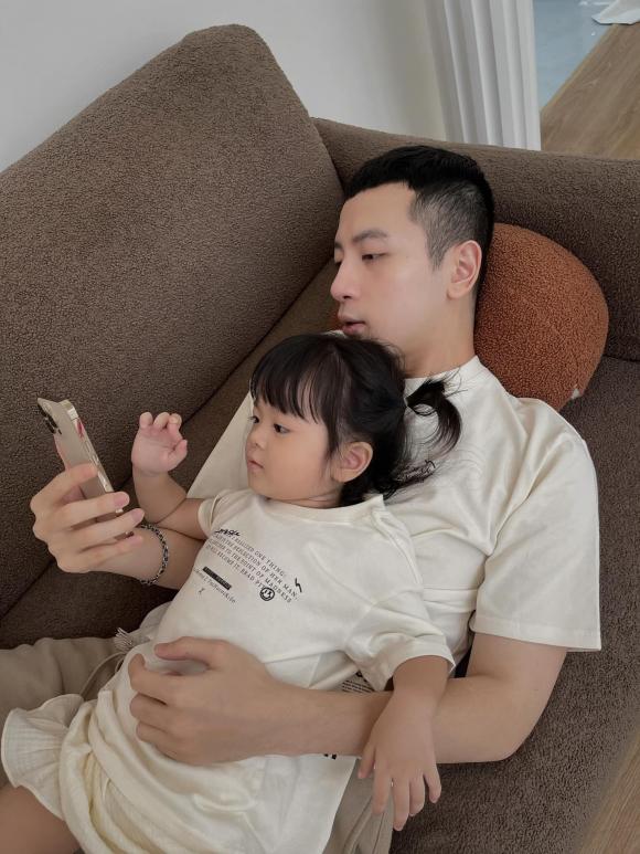 Trương Mỹ Nhân, con gái Trương Mỹ Nhân, Phí Ngọc Hưng