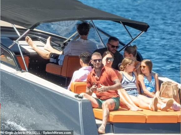 Victoria Beckham, Nicola Peltz, sao Hollywood