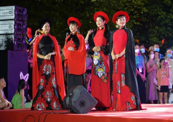 Xuân Bắc, Minh Hòa, Bảo Thanh, Tự Long, lễ kỷ niệm 65 năm thành lập Hội nghệ sỹ sân khấu Việt Nam