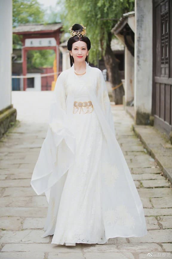 lưu hiểu khánh, triệu nhã chi, võ tắc thiên, thanh xà bạch xà