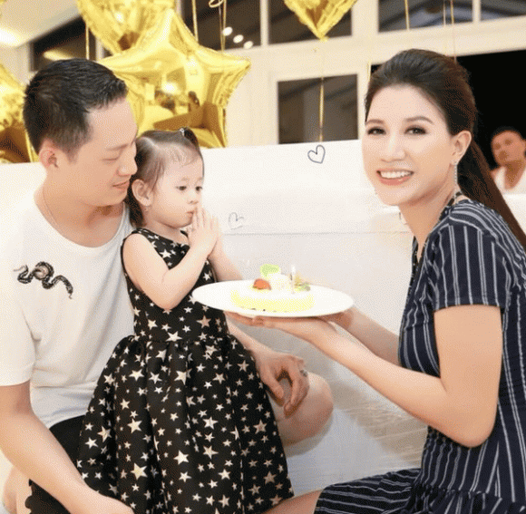 trang trần, sao việt, siêu mẫu trang trần 