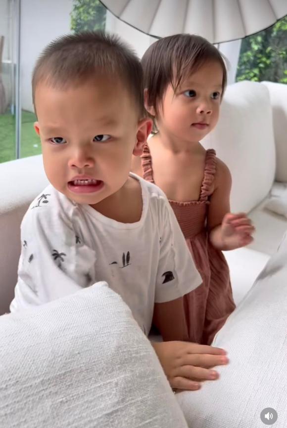 ca sĩ Hồ Ngọc Hà