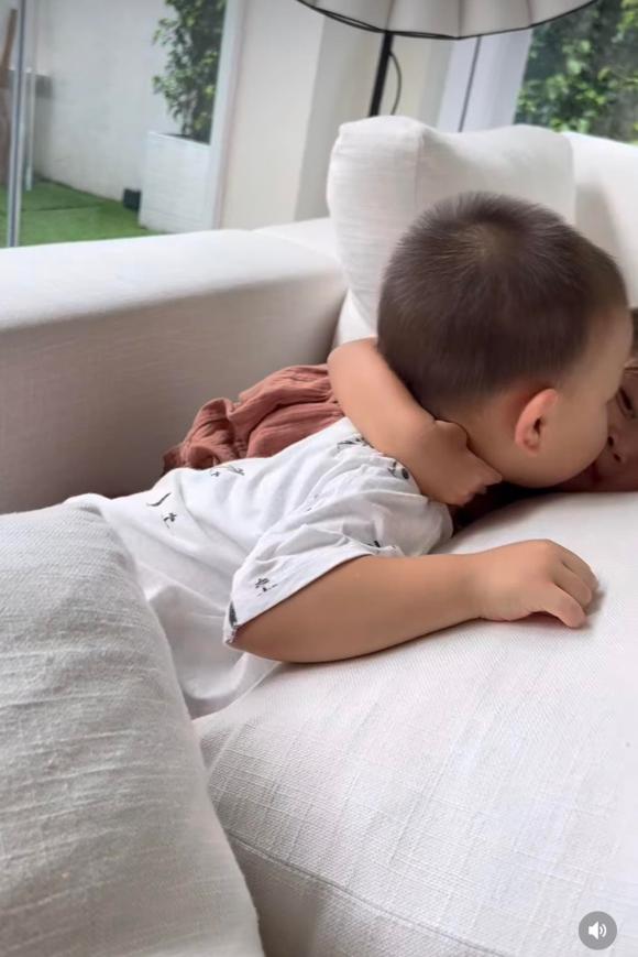 ca sĩ Hồ Ngọc Hà