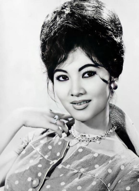 minh tinh Thẩm Thúy Hằng, sao Việt