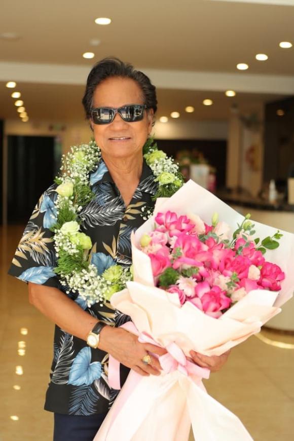 danh ca Chế Linh, sao Việt