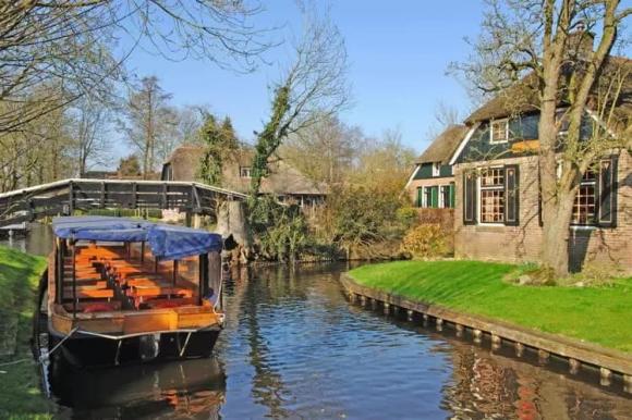 làng Giethoorn, ngôi làng không ô tô, hà Lan