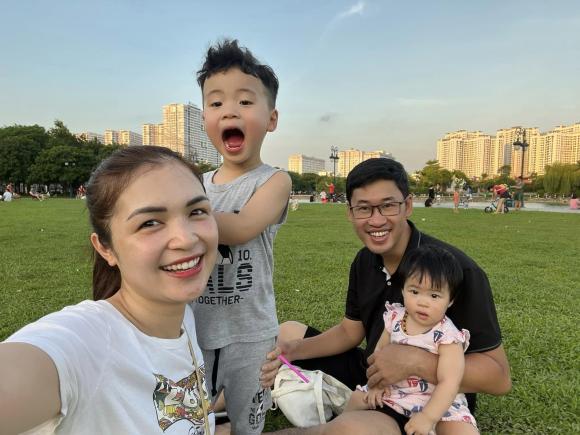 Hòa Minzy, chị gái Hòa Minzy, chị Kính Hồng