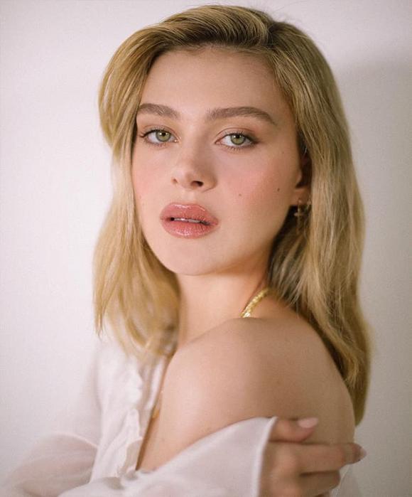 Nicola Peltz, Victoria, sao Hollywood