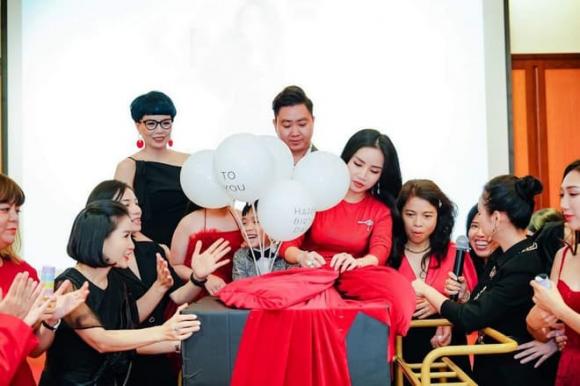 do-huong-ly-810 (1).jpg 0 Doanh nhân Hương Ly, Đỗ Hương Ly