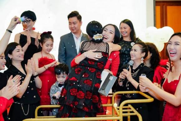 do-huong-ly-810 (1).jpg 0 Doanh nhân Hương Ly, Đỗ Hương Ly