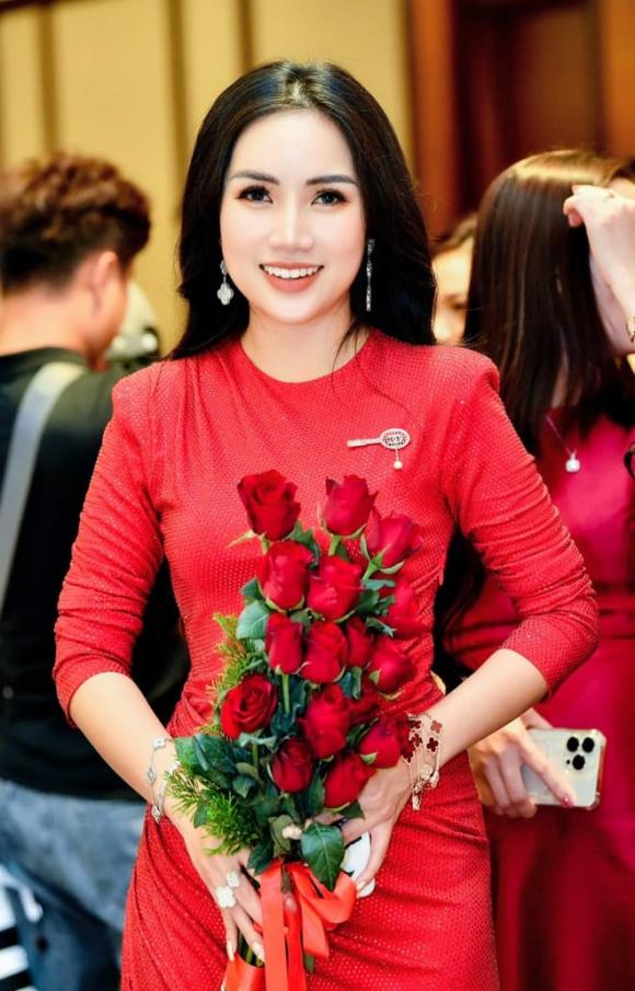 do-huong-ly-810 (1).jpg 0 Doanh nhân Hương Ly, Đỗ Hương Ly