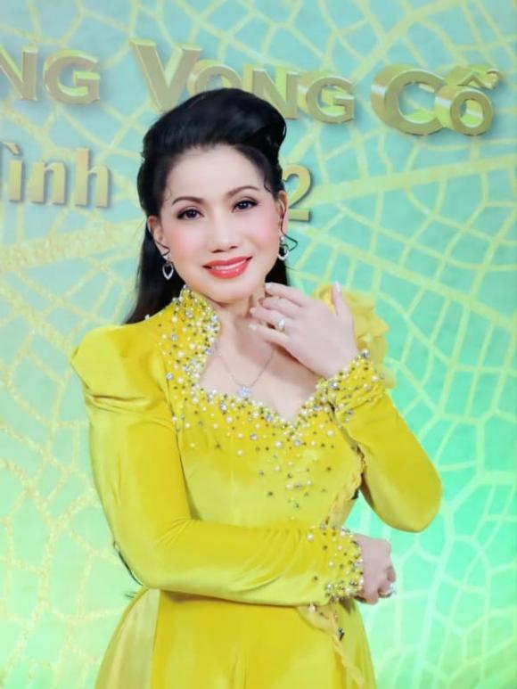 NSƯT Phượng Loan, sao Việt
