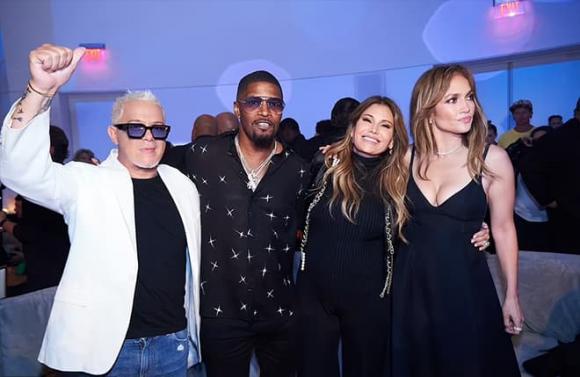 Kim Kardashian,  Jennifer Lopez và Ben Affleck , sao Hollywood