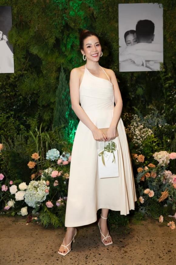 MC Liêu Hà Trinh, sao Việt