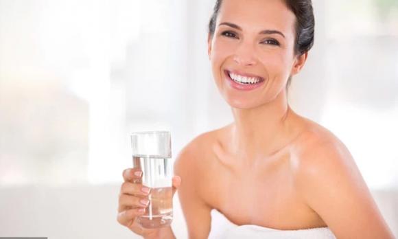 nước uống, nước uống vào buổi sáng, chăm sóc sức khỏe
